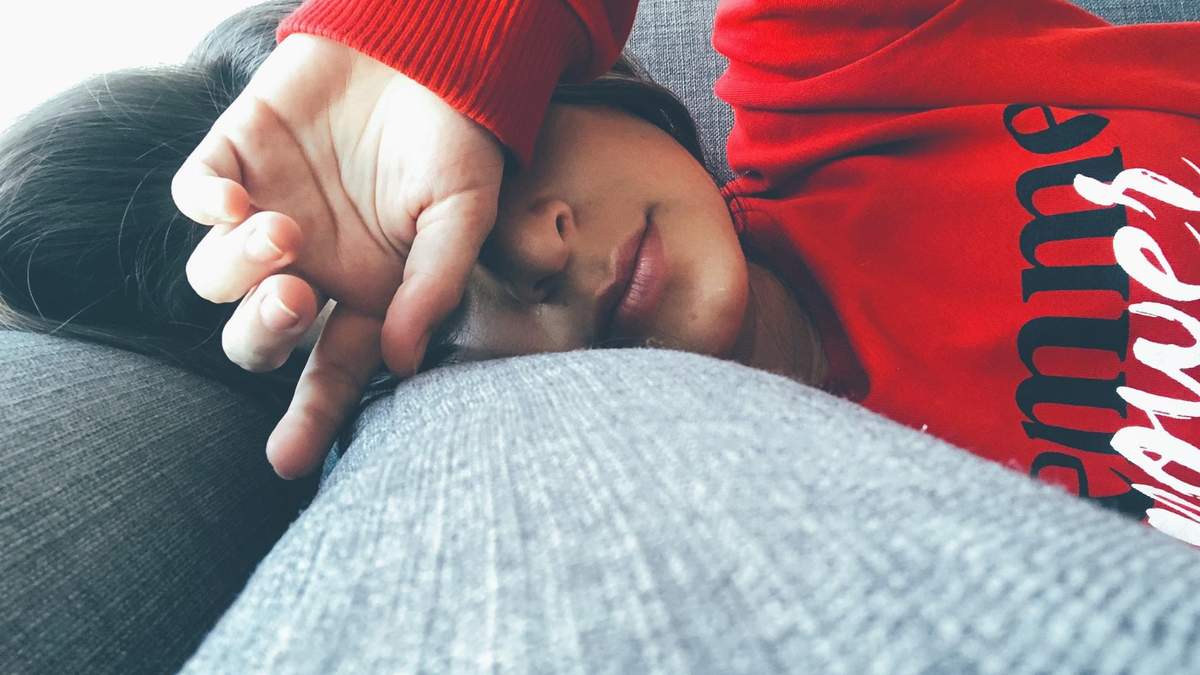 Бессонница, отеки, хроническая усталость: как глисты истощают наш организм - Здорово