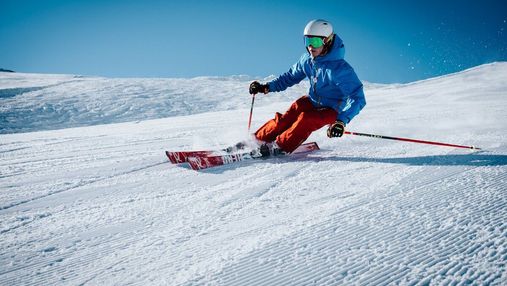 Для полной безопасности: какая страховка нужна лыжникам и сноубордистам