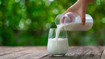 У чому користь натурального молока: 5 безперечних аргументів
